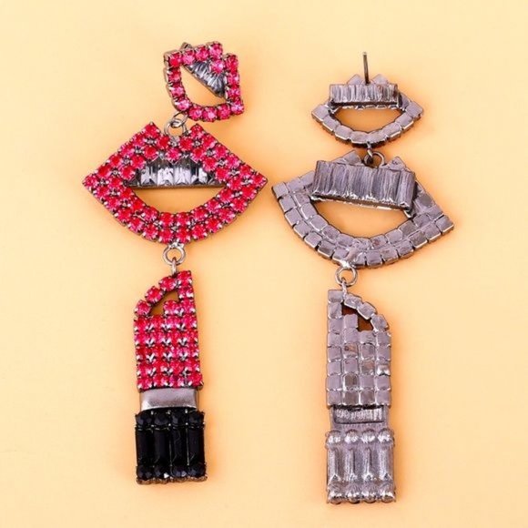 SOLD OUT💔Callie LIPS: GLOSSED & Dangling Red & Pink Jeweled Rhinestone Earrings - Picture 5 of 7
